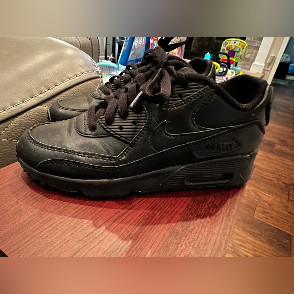 Girls air max